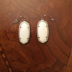 Kendra Scott Ellle  White/ Silver   Earrings